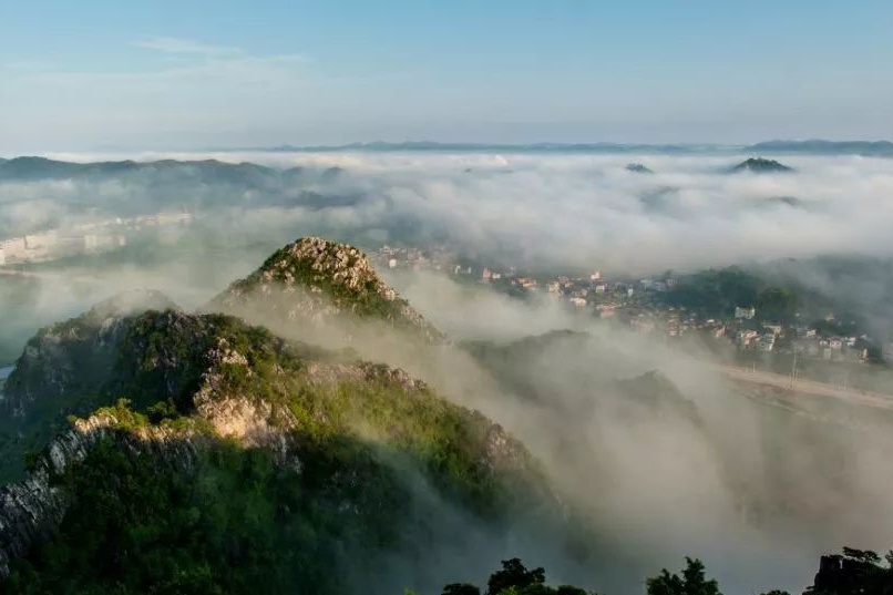 Liu Feng Mountain